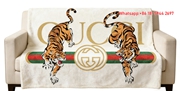 Gucci Dual Tiger Throw Blankets IMG_2983